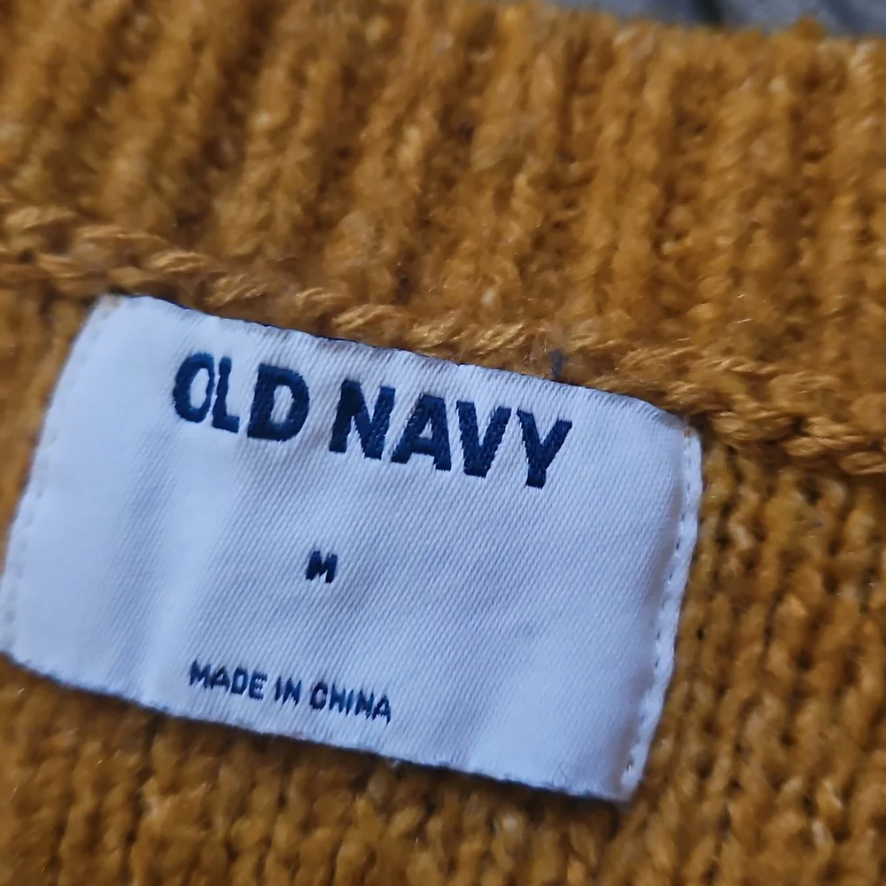 Old Navy Mustard Cable Knit Sweater - Picture 2 of 3